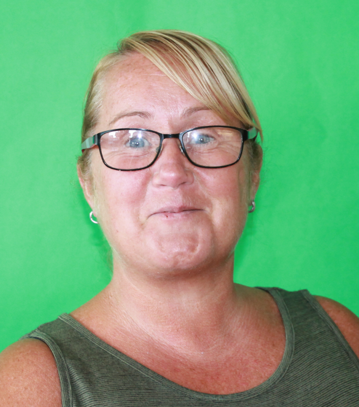 Mrs L Bradley